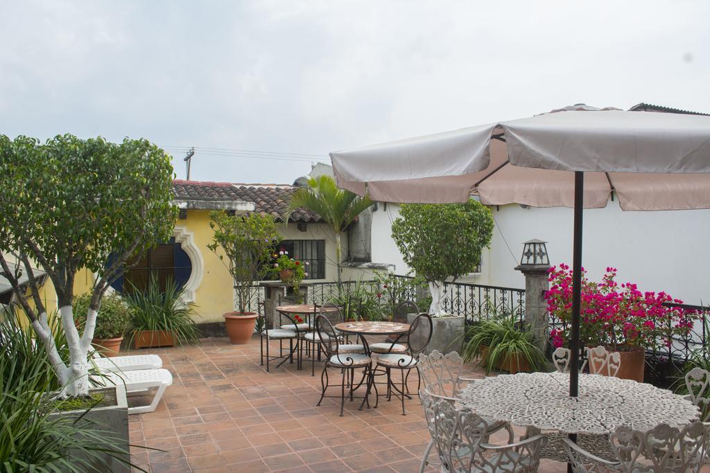 Don Valentino Hotell Antigua Eksteriør bilde